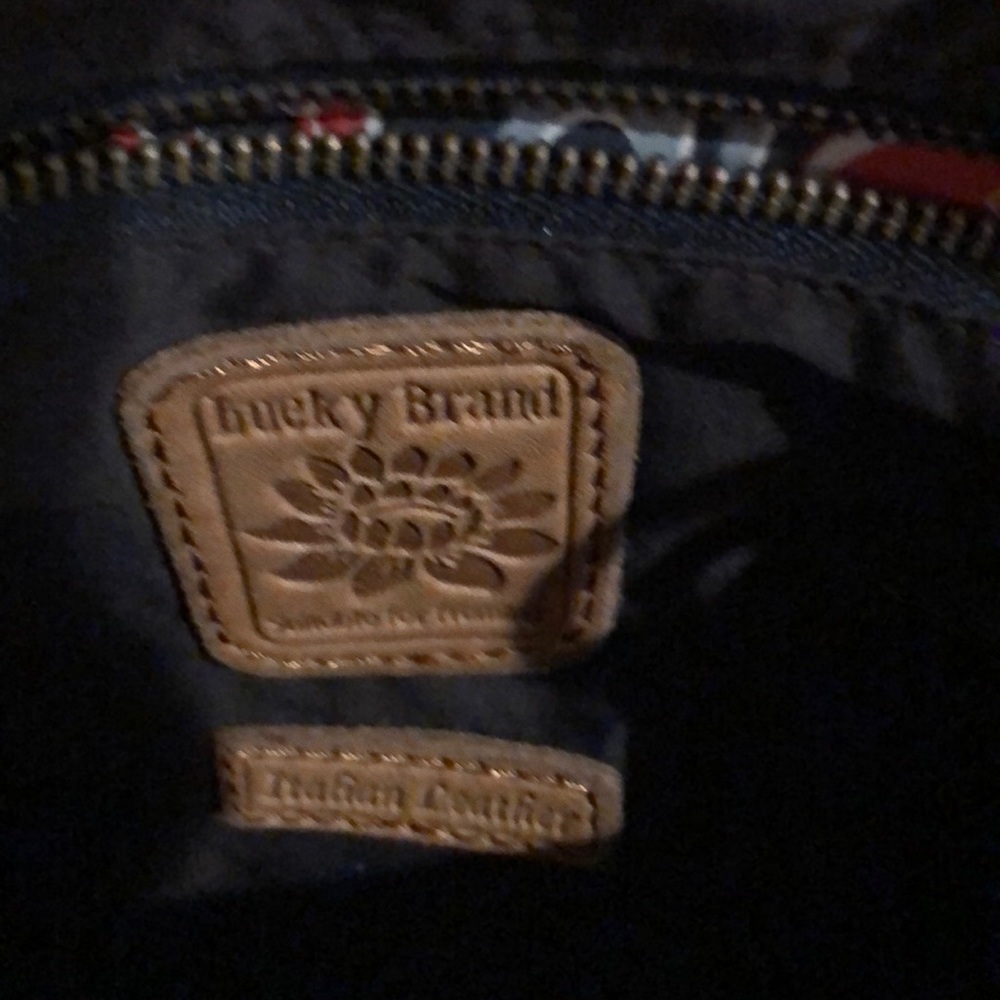 Lucky Brand crossbody leather purse - Picture 3 of 8